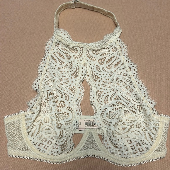 NWT Victoria’s Secret Dream Angels Cream Lace Unlined Demi Push-Up Halter Bra - Picture 1 of 6